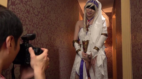 コスプレ淫乱の乙女ペニスレイヤー もなみ