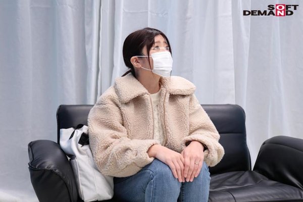 【小花のん 他】看護師限定 童貞くんを赤面筆おろし…のはずが実は絶倫AV男優 失禁・痙攣お構いなし何度イっても止まらない激ピストンでイカせる！【マジックミラー号25周年記念作品】