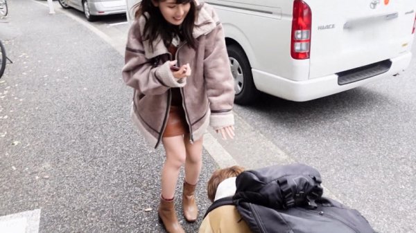 【杏羽かれん】マジ軟派、初撮。 1564 自転車のサドルを盗まれて困っ(た風を装っ)ていると声をかけてくれた女子大生を確保！彼女の優しさに付け込んで迫っていくと、徐々に体を許してしまい…