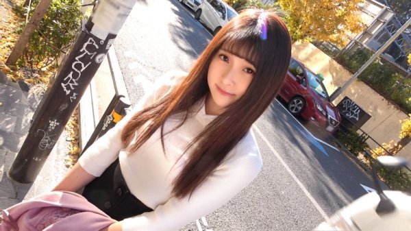 【湊ひめか】マジ軟派、初撮。 1584 原宿で「1万円あげるので好きなものを買ってください」という企画で釣ってナンパ⇒友達が遅れて待ちぼうけをくらっている女の子ゲット！話を聞くと浮気に厳しくガードが堅そうだったけどいきなり距離を詰めても意外と抵抗されず…？