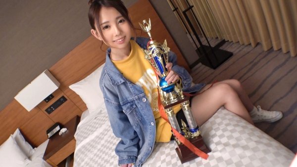 【加茂なぎ】マジ軟派、初撮。 1603 中野駅周辺を歩く美女を勝手に表彰してトロフィー授与！引っかかったのは保育士を目指す小顔でスレンダーな専門学生！大人しそうに見えて実はセフレ3人持ちのスケベな感じっぷりは圧倒的優勝！