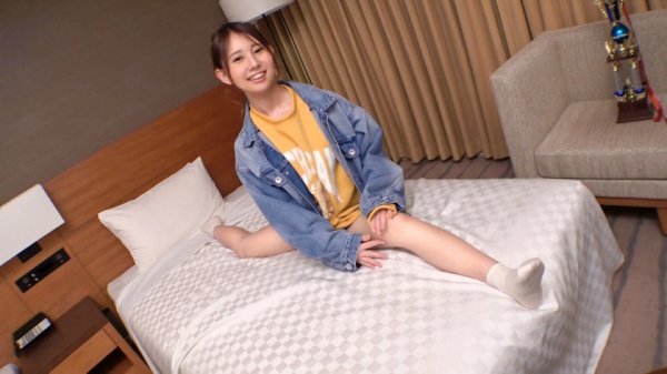 【加茂なぎ】マジ軟派、初撮。 1603 中野駅周辺を歩く美女を勝手に表彰してトロフィー授与！引っかかったのは保育士を目指す小顔でスレンダーな専門学生！大人しそうに見えて実はセフレ3人持ちのスケベな感じっぷりは圧倒的優勝！