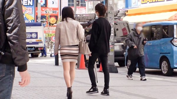 【高敷るあ】マジ軟派、初撮。 1633 コスプレに興味ありな巨乳女子をナンパ！スタジオに連れ込みコスプレ撮影開始！超がつくほどの敏感マンコは何度も何度もイキまくりアヘ顔連！！【真希波・マリ・イラストリアス】