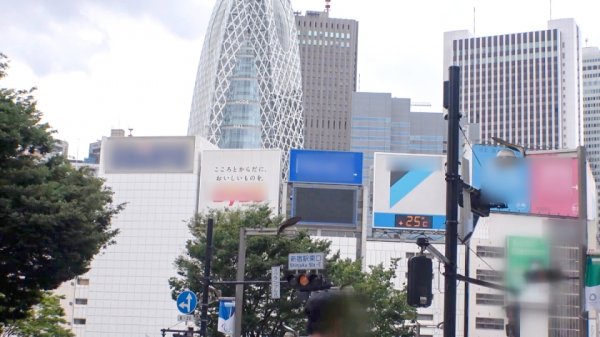 【長谷川古宵】マジ軟派、初撮。 1678 新宿に画材を買いに来た美巨乳JD！美大生が地味だと誰が決めた！ムッチリ美BODYで敏感で潮吹き体質！激しい汗だくSEXに満面の笑み♪