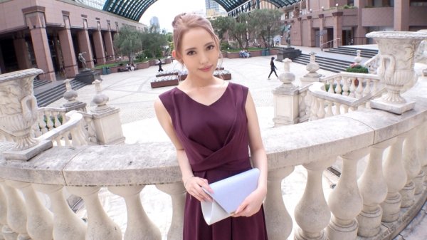 マジ軟派、初撮。 1676 【マリッジブルー気味の元キャバ嬢】婚約中の美女をナンパ成功！結婚直前の揺らぐ心に付け込んむと、照れながらもSEXを受け入れ最後の火遊び！