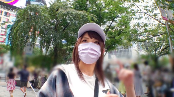 【寺田ここの】『なに～？ヤリたいの～？笑』ノリのいい渋谷ギャルをナンパ！気が強そうに見えて実はドM！？尻を叩かれ感じ、ベッドがぐっしょりになるほどの大量おもらし！乱れっぷりがエロすぎる！！ マジ軟派、初撮。 1690