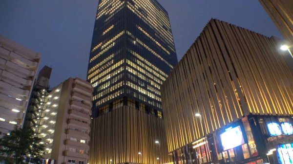 【椎菜える】マジ軟派、初撮。 1721 整った顔立ち！抜群のスタイル！すれ違った男が振り返る美女をナンパ！警戒心が徐々に解け、お尻を撫でられ徐々に発情…。スレンダーボディに不釣り合いなF乳を揺らし、息を切らして喘ぐ！！