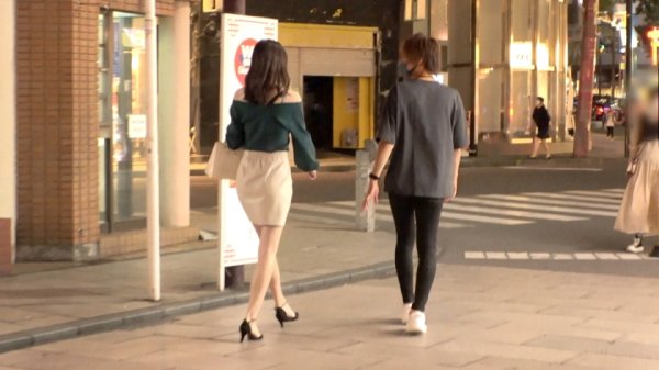 【椿乃愛】マジ軟派、初撮。 1713 身長173cmのスレンダー美女！おしとやかに見えて実はそこそこ男慣れしていて…。立ちバックは映える長い脚！快感に歪む表情がそそる！