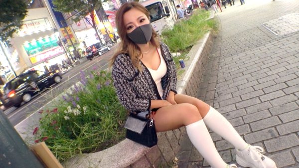 【浜辺アンナ】マジ軟派、初撮。 1742 ゴテゴテのネイルに焼けた肌のTHE・黒ギャル！お酒のノリでボディタッチしても嫌がらないので…。従順なフェラに可愛らしい喘ぎ声…このギャップこそギャルSEXの醍醐味！