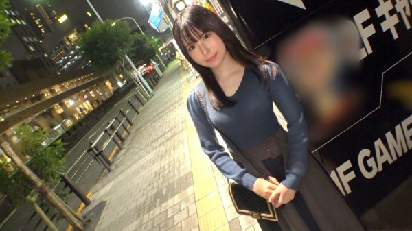 【京橋葵】マジ軟派、初撮。 1727 陰キャ彼氏がいるのに陽キャ間男と浮気Hしちゃうオタ女！「ホントはMで…責められたくて…」マッチョ男優の激しいSEXに即堕ち！大量潮吹き＆連続絶頂！大人しいふりしたムッツリスケベでごめんなさい！！所詮は強引で男らしい人に抱かれるのが好きな卑しい女なの～～～！！！！