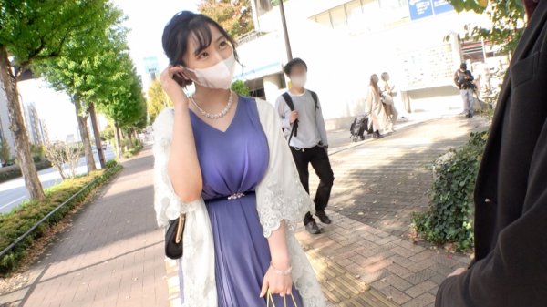 【吉根ゆりあ】マジ軟派、初撮。 1731 友人の結婚式帰りのMカップ爆乳女子をナンパ！押しに弱いこのお姉さん、グッと迫ると雰囲気に流されて断れず…。敏感マ●コを突かれてヒンヒン喘ぐ！絶えず揺れまくるおっぱいに釘付け！