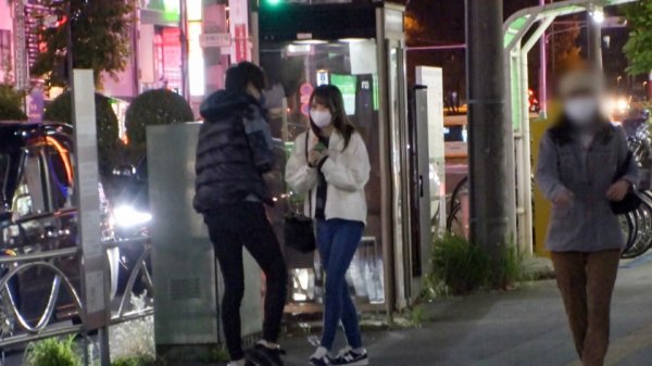 【中城葵】マジ軟派、初撮。 1736 マスク詐欺なんぞ一切ナシの美少女現る！謝礼につられてあれよあれよと脱がされて…快感に歪む表情まで可愛いカンペキっぷり！真っ白なスレンダーボディにチンビン必至！！