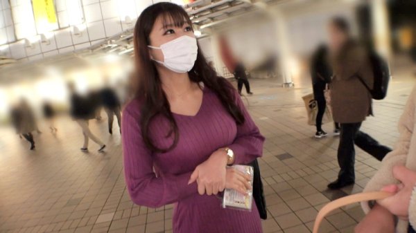 【星川りく】マジ軟派、初撮。 1768 ハスキーボイスでクールなお姉さんをナンパ！これぞ美乳！讃えたくなるおっぱいの持ち主で…。濃厚な愛撫やピストンで徐々に声色が変わっていく！