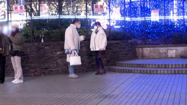 【冨安れおな】マジ軟派、初撮。 1762 新宿を歩くデカ乳お姉さんをホテルの一室に誘い込み、マッサージの様子を盗撮！施術行為は徐々に過激になっていき、気がつけば裸で手マン潮吹き！恥ずかしがりつつもすっかり火照った体は快楽に抗えず、おっぱいを揺らしてイキまくる！！