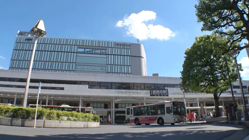 【入間茜】マジ軟派、初撮。 1873 【長身だけど控えめな】吉祥寺で見つけた身長173cm美少女！2年くらい彼氏がいない彼女はもっぱらオナニーで性欲解消中のようだが…？手マンで盛大に潮吹き！極太男根でエンドレス半ベソ快感状態！