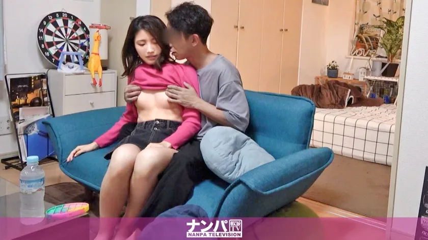 【CHIYU】百戦錬磨のナンパ師のヤリ部屋で、連れ込みSEX隠し撮り 272 マッチングアプリで知り合ったJDを家に連れ込み！Hな雰囲気を察知して照れ笑いが止まらない…が、キスした途端にしおらしくなって…