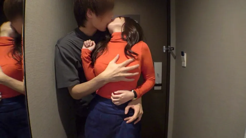 【織衣いとか】マジ軟派、初撮。 1895 【20歳そこそこにしか見えない可愛すぎる幼顔の31歳(バツ1)】日々の寂しさとムラムラを抑えきれず、初対面の男に責められ即堕ち！手首を縛られてさらに興奮！大人しい雰囲気を一蹴するようにピストンの度キャンキャン喘ぐ！！