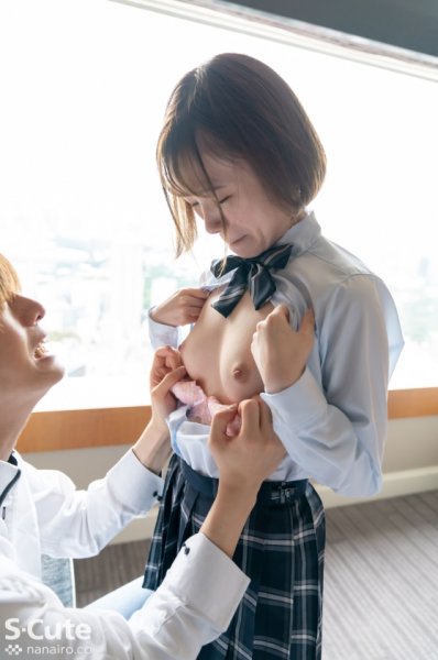 【真白美生】みお(20) S-Cute 制服スカートの中のグッチョリ濡れマンに生挿入