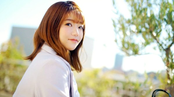 【宝生めい】ラグジュTV 1513 明るい笑顔と豊満なボディが魅力的な看護師が登場！ホテルに入るなり男の体を押し倒し濃厚なキスと愛撫で魅了！ムッチリとした股間にはいやらしく陰毛が生い茂り、敏感になった秘部は感度上等！巨根のピストンで揺れ踊る存在感バツグンの巨乳と巨尻は必見！