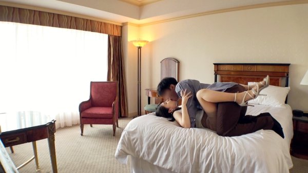 【鈴音杏夏】ラグジュTV 1530 『セックスで満足したい…』正統派美容部員が刺激を求めてAV出演！見た目に似合わず桃尻スパンキングで感じまくるドM体質！喜んでチ●ポを自ら咥える濃厚イラマチオ！最後はハードピストンでイッてもイッても終らない本能全開濃厚セックス！