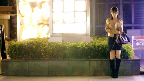 【長瀬麻美】【綺麗過ぎる人妻】27歳【スレンダー巨乳】まみさん参上！旦那の目を盗み浮気を繰り返す彼女の応募理由は『エッチを見られたい願望があります…♪』清潔感と上品振る舞いとは真逆な【ド淫乱のすけべ妻】不倫は文化だと豪語するエロ奥様！敏感エロボディは【大量潮吹き】の連発！激ピストンに大絶頂！欲望全開のグラインド騎乗位でしこたまイキまくる変態奥様の強烈SEX絶対に見逃すな！