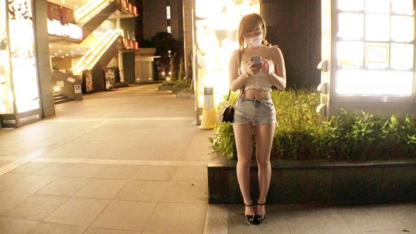 【若宮穂乃】【超絶ギャル】【絶対的美女】ほのちゃん参上！脱毛サロンで勤務している彼女の応募理由は「私の綺麗なボディを見てほしい♪」っと見せつけたい応募してきた！？【魅惑のスレンダーBODY】想像以上のダイナマイトボディ！巨乳と美尻を震わせて、チ○ポを奥で感じまくってイキよがり狂うSEX見逃すな！！