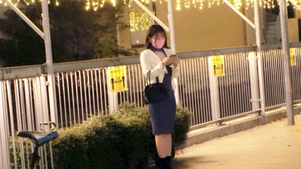 【伊南えりか】【可愛さ×美しさ】【見惚れる巨乳】えりかちゃん登場！『セックスっという名の運動したいw』20歳で美しさと可愛さの両方を兼ね備えた最強女子！【大量潮吹き】【膣イキ連発】大好きな膣の奥で気持ちよくなりすぎて激イキ連発！！嬉しさMAX大量潮吹きでビシャビシャ♪ド変態メス猫が美巨乳を乱れ暴れるSEXを見逃すな！