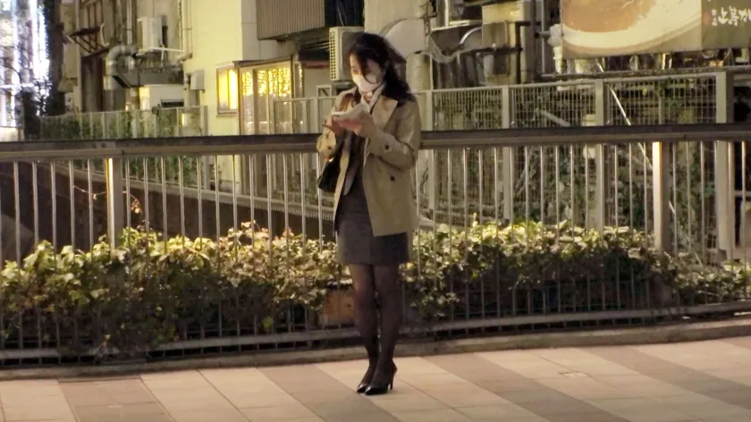 【癒し系】【エレガント】3日後に結婚をするウエディングプランナーが登場！『独身最後の思い出として激しいSEXを♪』結婚前のSEXだけに思いっきりハメを外してきました～w【美ボディ】【献身的なご奉仕】敏感すぎる感度はちょっとした前戯にも甘い声を漏らし、カラダをくねらせて快感にヨガる！相手思いの濃密ご奉仕はチンポのエスコートが上手すぎる！！激しく責めるほどに美肌なボディをピンク色に染まっていく激しく乱れるSEXを見逃すな！