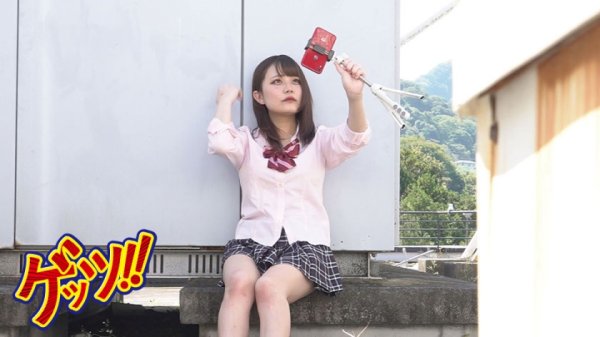 【日泉舞香＆るるちゃ。】エロ妄想拗らせたJ系は全裸露出がお好き「誰にも、バレませんように…。」と、セルフ露出を楽しんでいたのに、突然のキモ男乱入に逃げる術もなく…。