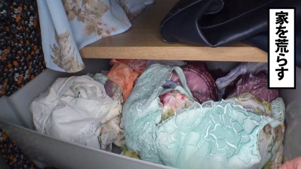 【夏目藍果】【G乳4SEX】令和に蘇る寝起きドッキリ！(住居侵入)仕事中もお昼休みも関係なしに迫り来る下着ドロの魔の手に巨乳OL完全陥落！