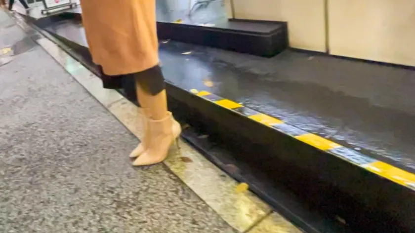 【新井リマ】顔出し絶対NG、完全素人【かなさん(仮名)】初中出し