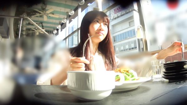 【笠木いちか】【パパ活×未成年×ハメ潮噴射】【口内＆膣に2連射】オヤジ殺しフェラで荒稼ぎ中のプロ級パパ活女子降臨！擦れる生チンの快楽でアヘる清楚ビッチJDに無許可でナマ中出し！