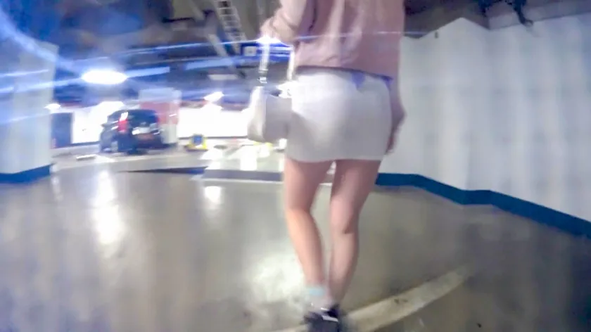 【成海美雨】【個撮マニアが唸った過去一番気持ち良いマ●コ！！】リボ払い借金地獄の裏風俗で働く美少女学生【のるちゃん(20)】に高額謝礼を渡してハメ撮り＆た〜っぷり連続中出し！！