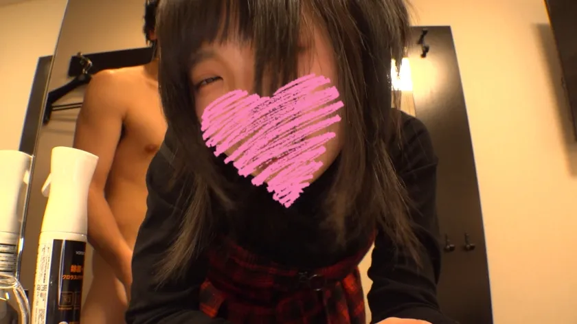 【四宮繭】【バンギャ女子】ネカフェでこっそりSEX_性欲限界突破で膣奥に中出し