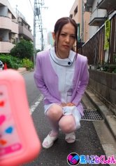 【ナース×リモバイ】勤務先の病院の目の前でガックガクのブルブルでリモバイからの快感に必至に耐えるも、あえなくガチイキ！！感度倍増になった性獣ナースさんはザーメンを欲しがり…。