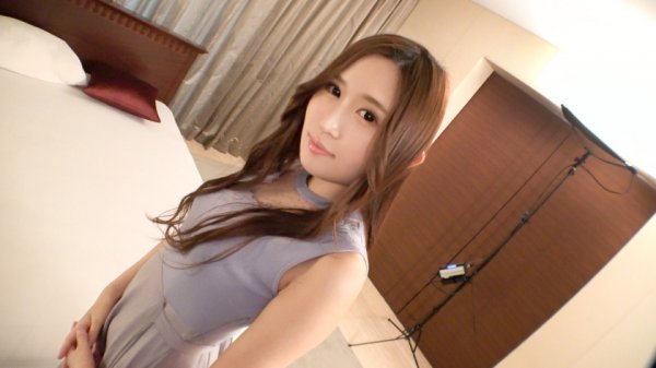 【初撮り】【抜群の透明感】【きめ細かい神美脚】クール美女が魅せるいじらしい反応。濡れやすい体質の彼女は染みパンをずらされ、弄ぶような巨根ピストンに何度も絶頂を迎えてしまい.. ネットでAV応募→AV体験撮影 1592