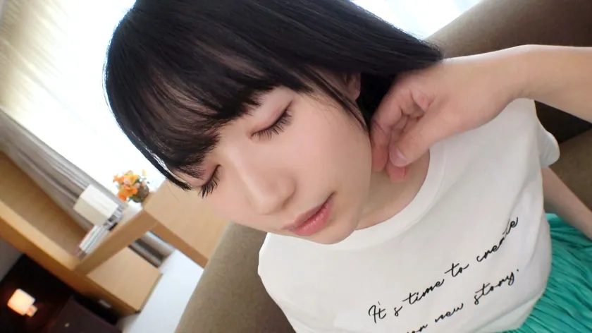 【望月かれん】【ほんとにFカップ？それ以上ない？】服をめいっぱい押し広げる、大きさだけでなくハリ・感度も絶品のFカップ。パイズリ時はくりっとした目で視線も送られて勃起不可避！？ 応募素人、初AV撮影 341